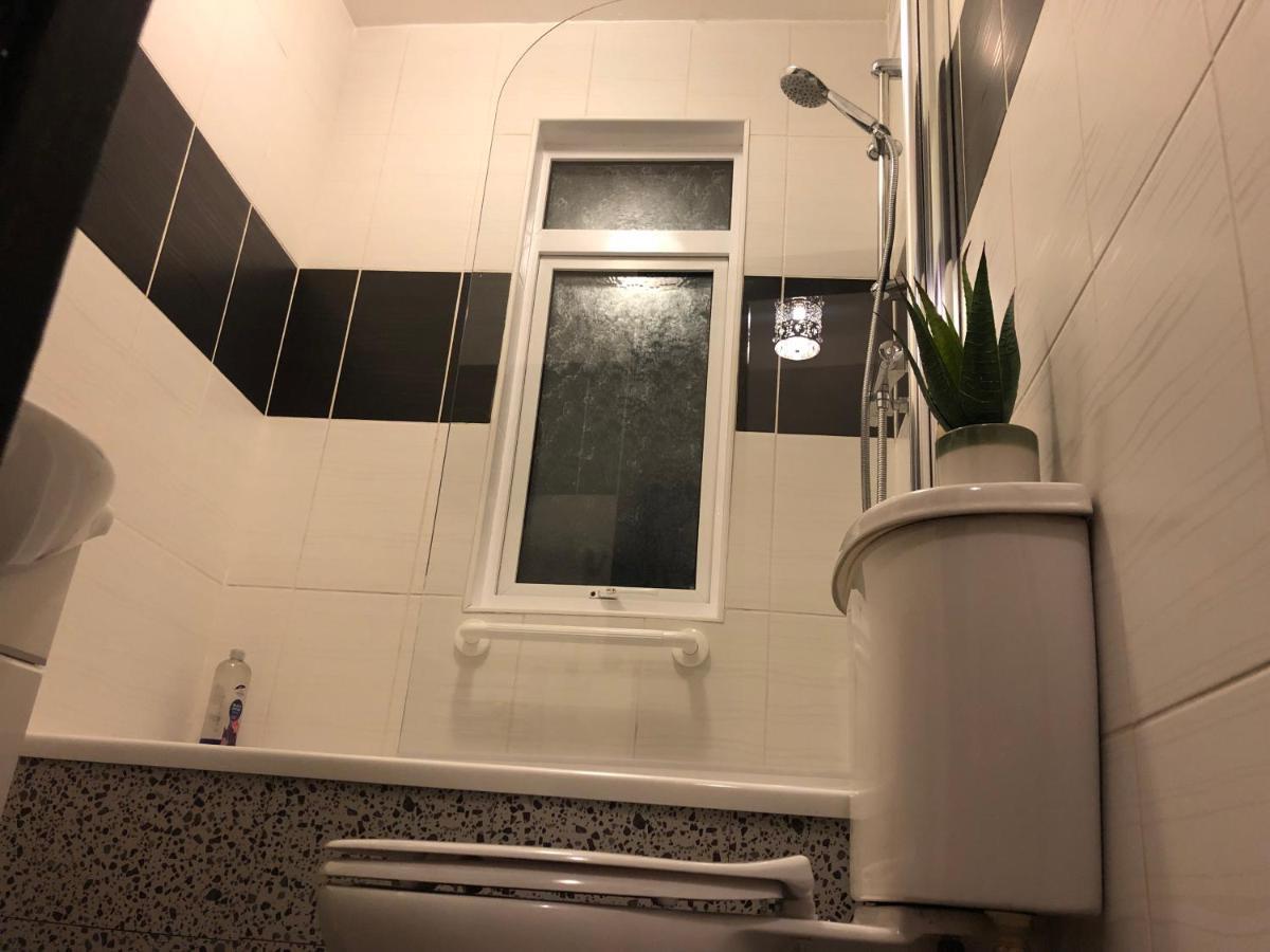 Handsworth Home - 2 Bedroomed Sheffield Kültér fotó